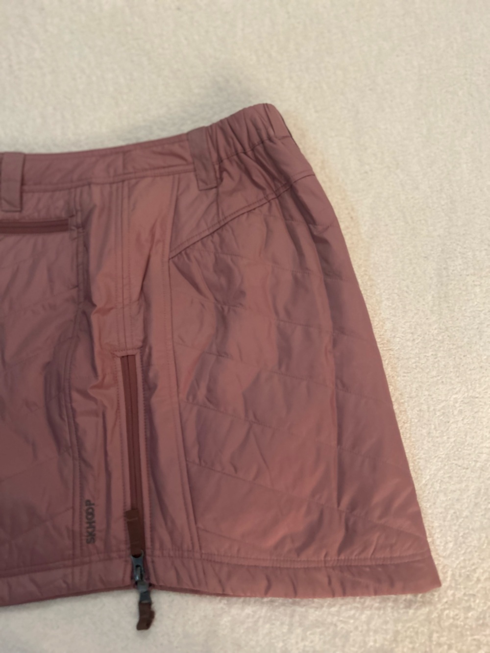 Skhoop Women's Quilted Sandy Short Skirt in Dusty Rose - Picture 7 of 16
